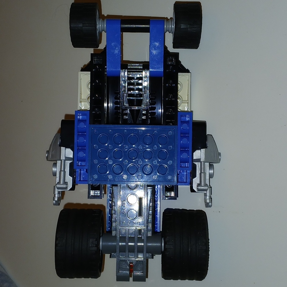Lego Race Car - Picture 6 of 6